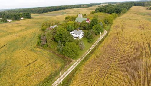 24400 18th St, Kansasville, WI 53139-9607