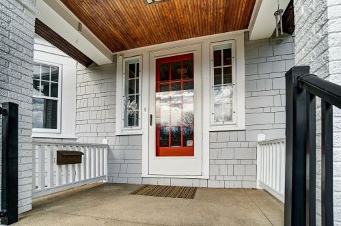 30 Arcadia Pl, Cincinnati, OH 45208-2802