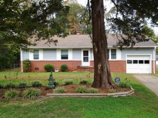 910 Foley Dr, Williamsburg, VA