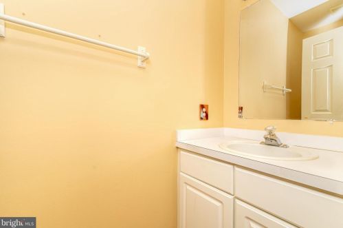 142 Split Rock Rd, Browns Mills NJ  08015-6542 exterior