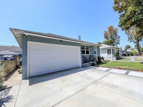 4342 Adenmoor Ave, Lakewood, CA 90713-2504