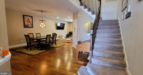 3566 Muirwood Dr, Newtown Square PA  19073 exterior