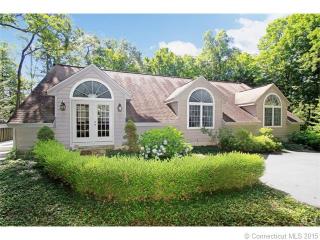 44 Hemlock Ridge Rd, Southbury, CT 06488-3228