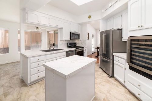 3442 Ashwood Ct, Oceanside CA  92058-7001 exterior