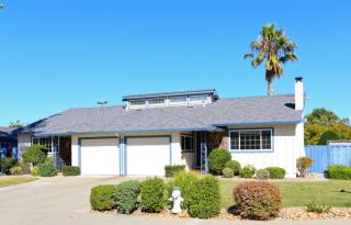 1268 Gainsborough Dr, Sunnyvale, CA 94087-2713