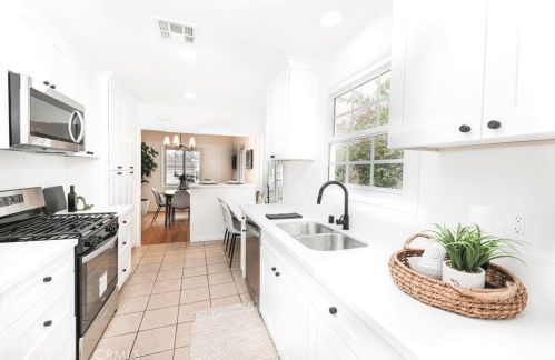 2512 Deerford St, Lakewood, CA 90712-3356