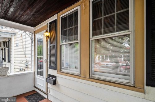 328 Commonwealth Ave, Trenton, NJ 08629-2622