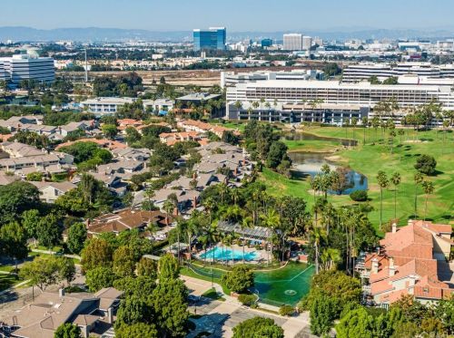 17 Malaga Pl, Manhattan Beach CA  90266-0072 exterior