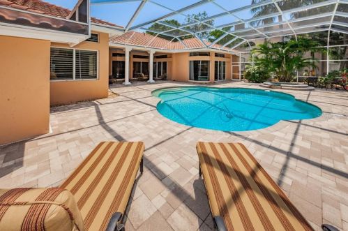 1340 Preservation Way, Oldsmar FL  34677-4824 exterior