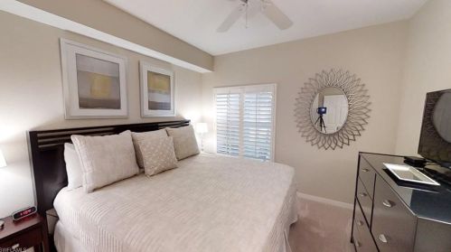 1283 Egrets Lndg, Naples FL  34108-2475 exterior