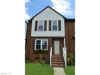 2308 Meadows Lndg, Chesapeake VA  23321-3728 exterior