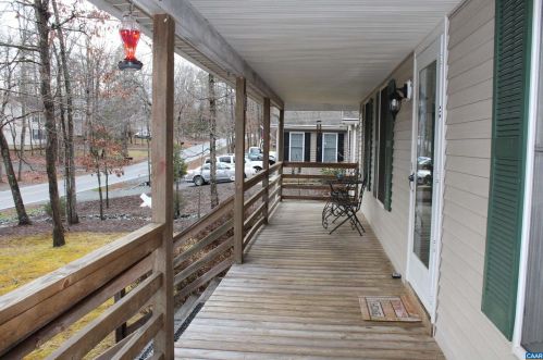 655 Jefferson Dr, Bybee VA  22963-3212 exterior