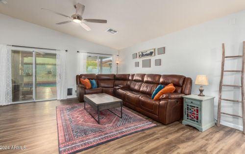 15350 Poinsettia Dr, Sun City AZ  85379-5282 exterior