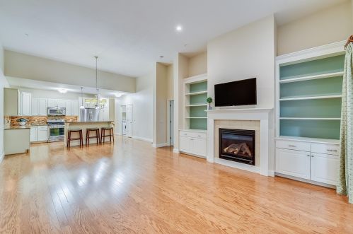 70 Greyhawk Dr, Mashpee MA 02649-4420 exterior