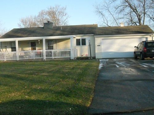 395 Lynn Dr, Marion, OH 43302-1852