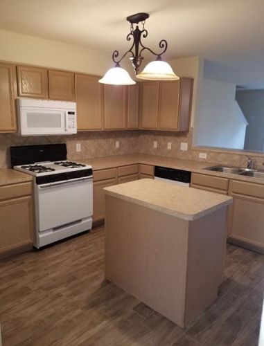 16889 Greenhouse St, Conroe TX  77385-6080 exterior