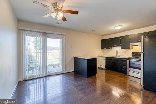 2 Farrell Ln, Fredericksburg VA  22408-4004 exterior
