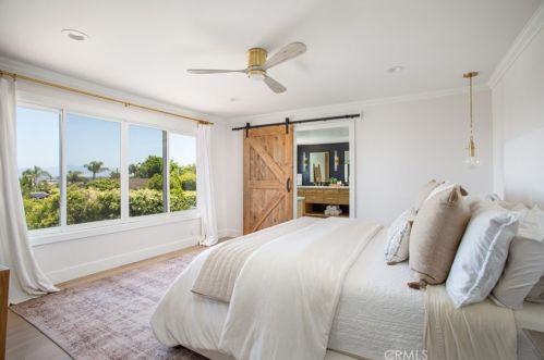 2936 Alta Vis Dr, Newport Beach CA  92660-3205 exterior