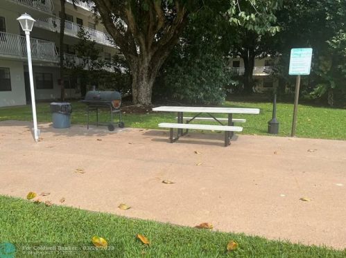 500 2nd St, Dania Beach FL  33004-3328 exterior