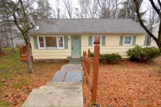 11 Clearview Dr, Brookfield Center CT  06804-1407 exterior