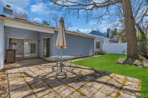 9 Portsmouth Dr, Old Bridge NJ  08857-3116 exterior