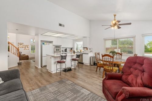 16040 Sun Summit Pt, San Diego, CA 92127-2050