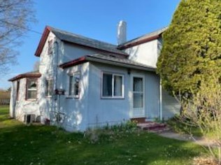 119 1st St, Ubet, WI 54009-9022