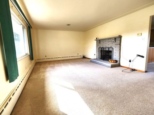 617 Ohio St, Monongahela, PA 15063-2036