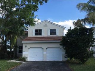 18404 18th St, Hollywood FL  33029-3805 exterior