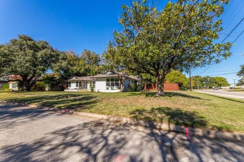 3600 Norfolk Rd, Fort Worth, TX 76109-3512