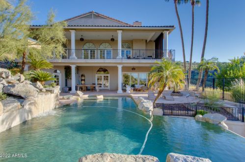 14461 15th Ave, Phoenix AZ  85023-5176 exterior