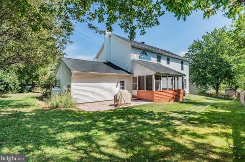 884 Acri Rd, Navy Sup Dpt, PA 17050-2279