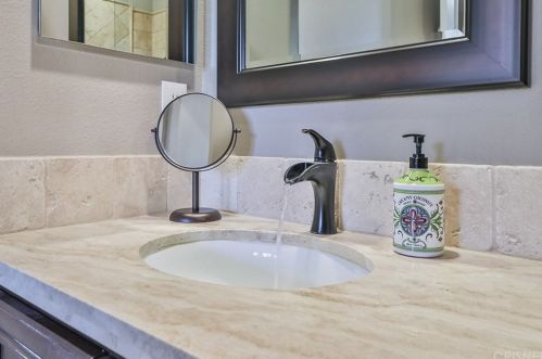 4110 Eagle Flight Dr, Simi Valley CA 93065-0225 exterior