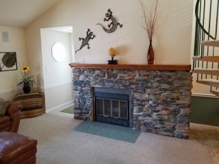 12316 Wadsworth Way, Woodbridge VA  22192-6241 exterior