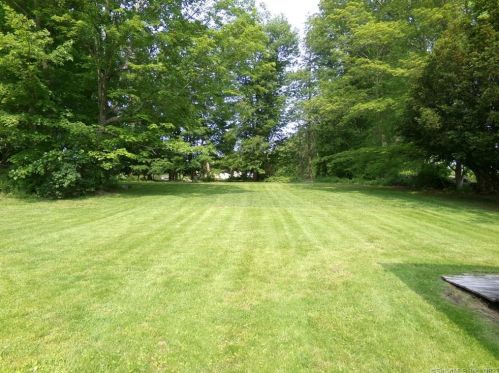 24 Rock Landing Rd, East Hampton, CT 06424-3005