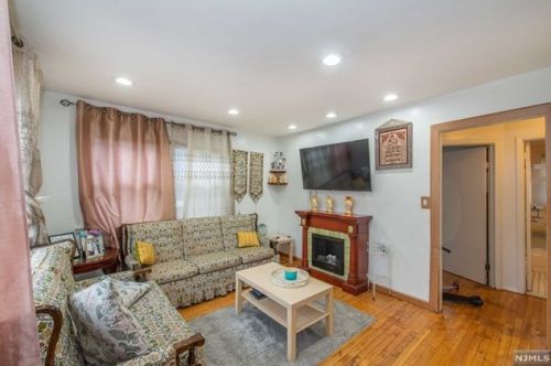 1500 70th St, North Bergen, NJ 07047-3809