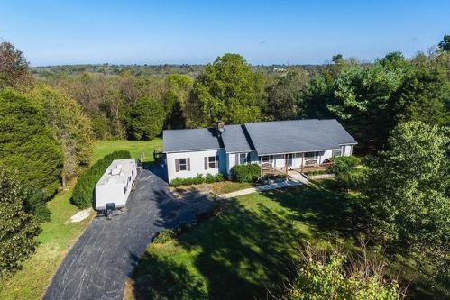 3011 River Cir, Richmond, KY 40475-7909
