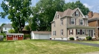 429 Winter Ave, New Castle PA  16105-2441 exterior