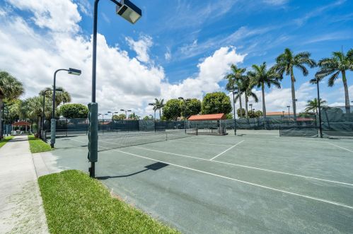 6774 Newport Lk Cir, Boca Raton FL 33496-3004 exterior