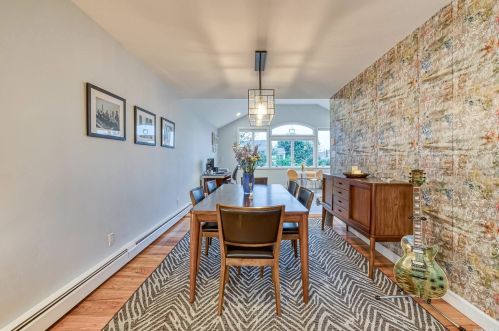 2534 Malibu Rd, North Bellmore NY  11710-5122 exterior