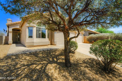 7636 Hemingway Pl, Tucson, AZ 85743-8246