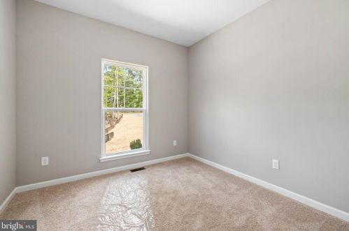 10906 Thiel Ct, Spotsylvania VA  22551-8034 exterior