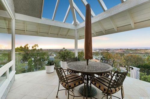 43 Saint Tropez, Newport Beach, CA 92660-6834