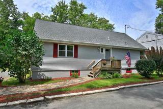 51 Cottage Hill St, Defreestville, NY 12144-2200