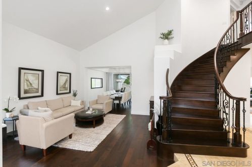 4780 Tarantella Ln, San Diego CA  92130-2466 exterior