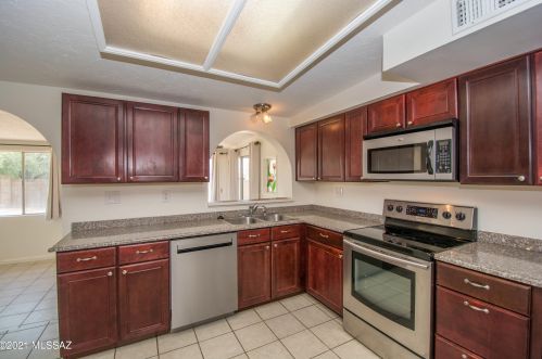 3761 Enfield Pl, Tucson, AZ 85741-2022