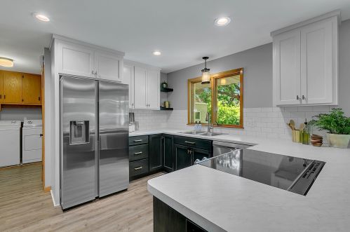 1735 Roosevelt Rd, Saint Cloud MN  56301-5166 exterior