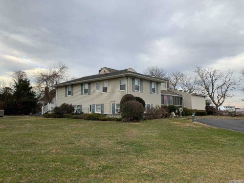192 Hickory Rd, Woodsburgh NY  11598-1844 exterior
