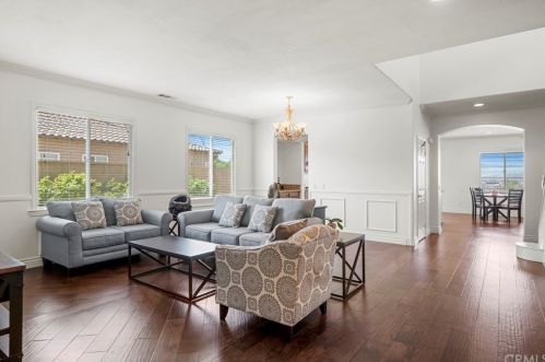 45035 Rutherford St, Temecula CA  92592-5529 exterior