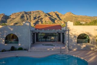 6635 Saint Andrews Dr, Tucson, AZ 85718-2637